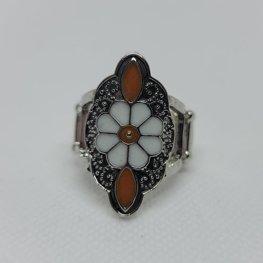Paparazzi Ring - Wildflower Walkabout - White - Brown