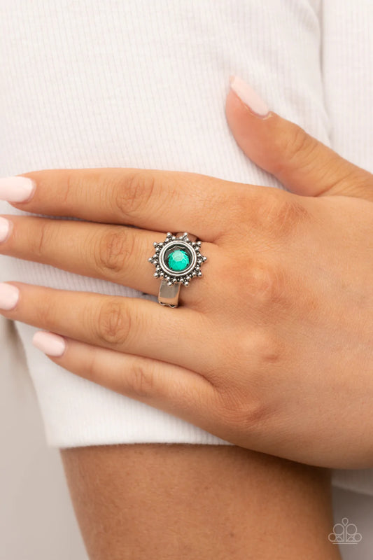 Paparazzi Ring -  Expect Sunshine and REIGN - Green